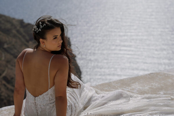 CLIPS TO FIT.01_28_41_08.Still013