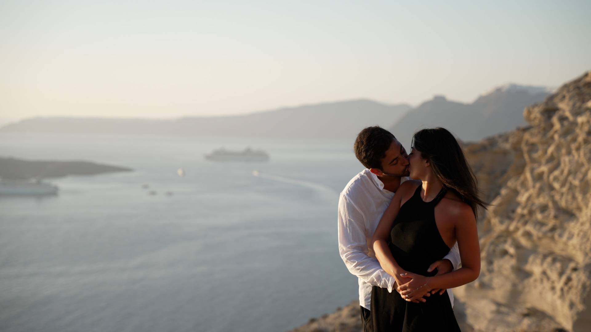 wedding proposal in santorini